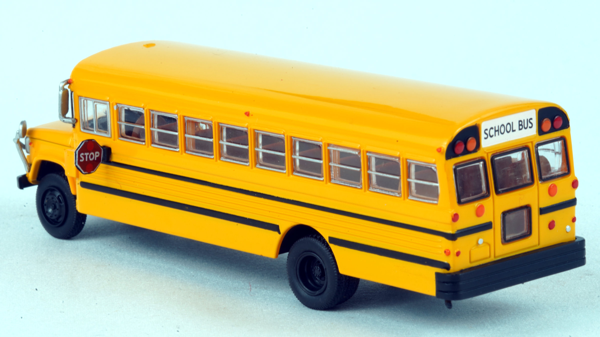 Brekina Dodge S600 School Bus Yellow #61335 HO 1/87 Scale | eBay
